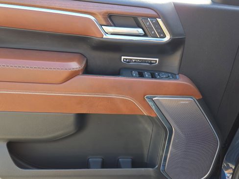 Used 2023 GMC Sierra 1500 Denali Ultimate image 19