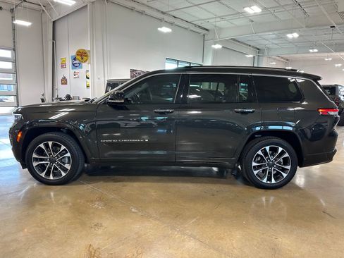 Used 2022 Jeep Grand Cherokee L Overland image 5