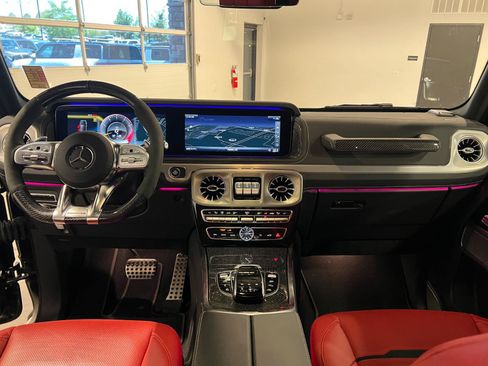 Used 2023 Mercedes-Benz G 63 AMG 4MATIC image 31