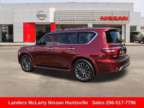 Used 2023 Nissan Armada Platinum w/ Captain's Chairs Package RWD image 6