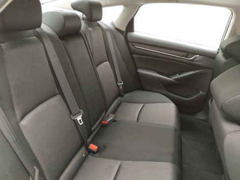 Used 2020 Honda Accord EX image 19