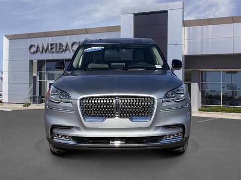 Certified 2023 Lincoln Aviator Reserve w/ Equipment Group 201A image 9