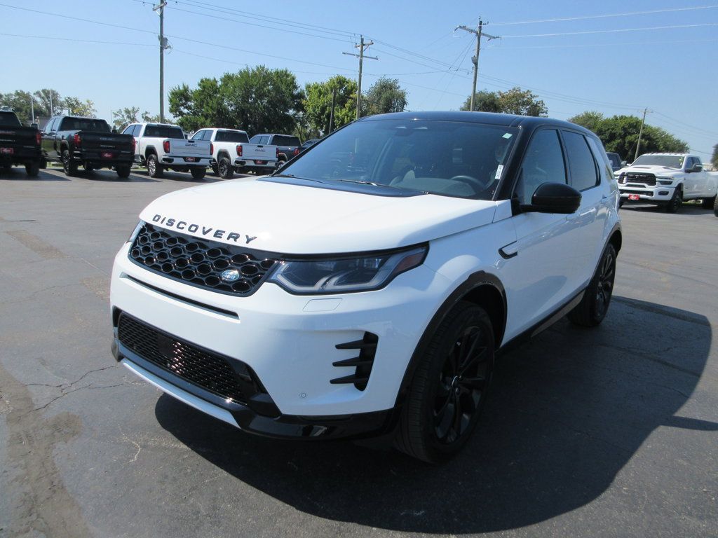 Used 2025 Land Rover Discovery Sport Dynamic SE AWD/4WD image 10