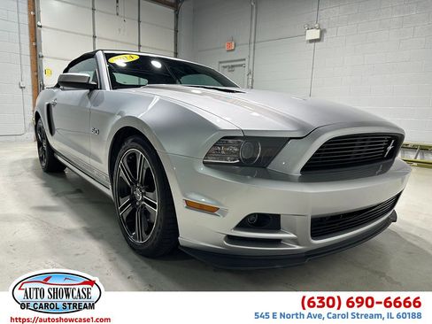 Used 2014 Ford Mustang GT Premium w/ Equipment Group 402A RWD image 1