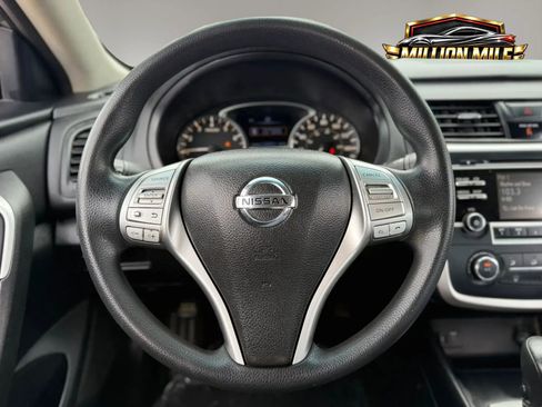 Used 2016 Nissan Altima 2.5 S w/ Power Driver Seat Package FWD image 24