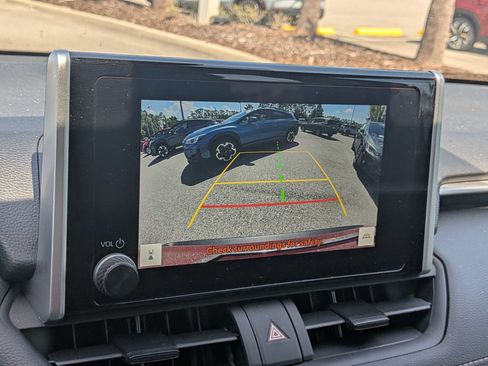 Used 2025 Toyota RAV4 XLE w/ Convenience Package FWD image 21