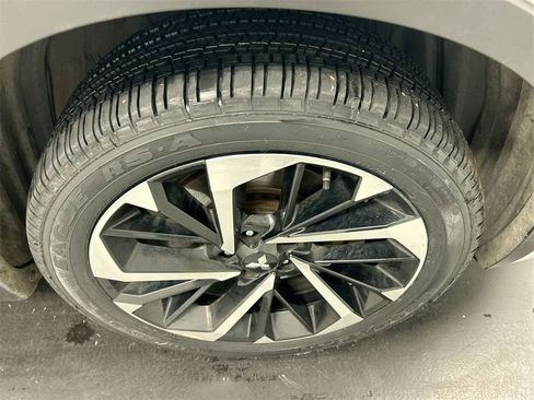 Used 2022 Mitsubishi Outlander SEL image 8