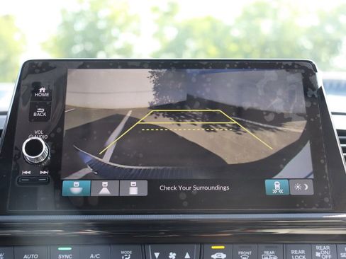 Certified 2026 Honda Odyssey EX-L image 35