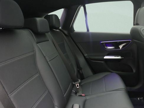 New 2026 Mercedes-Benz GLC 300 image 8