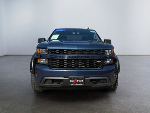 Used 2019 Chevrolet Silverado 1500 Custom w/ Custom Value Package AWD/4WD image 9