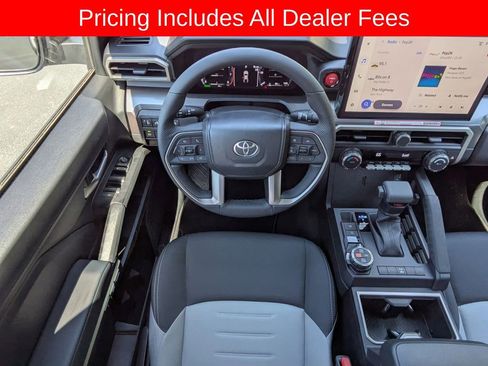 New 2025 Toyota Tacoma TRD Off-Road AWD/4WD image 17