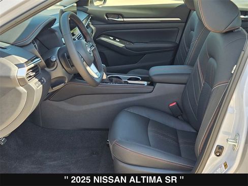 New 2025 Nissan Altima 2.5 SR image 11