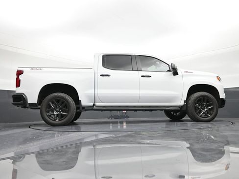 Used 2026 Chevrolet Silverado 1500 LT Trail Boss w/ LT Trail Boss Premium Package AWD/4WD image 25