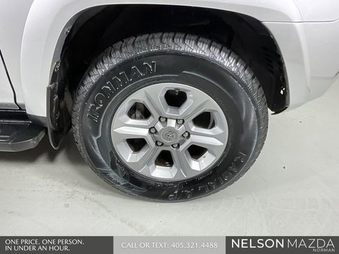 Used 2021 Toyota 4Runner SR5 image 10