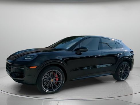 Used 2024 Porsche Cayenne S AWD/4WD image 14