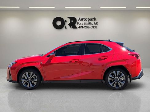 Used 2024 Lexus UX 250h F Sport image 3