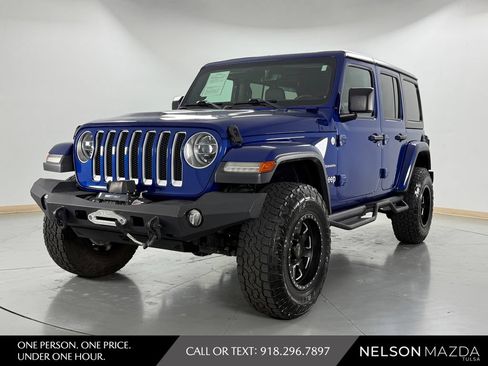Used 2018 Jeep Wrangler Unlimited Sahara AWD/4WD image 1