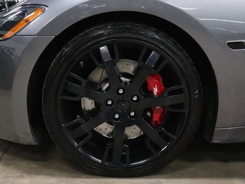 Used 2016 Maserati GranTurismo Sport image 36