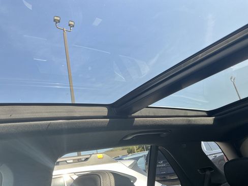 Used 2024 Mercedes-Benz GLE 350 4MATIC image 26