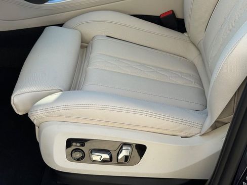 New 2026 BMW X5 xDrive40i image 18