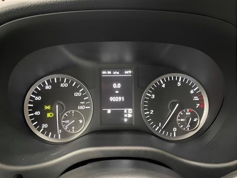 Used 2019 Mercedes-Benz Metris Passenger image 20