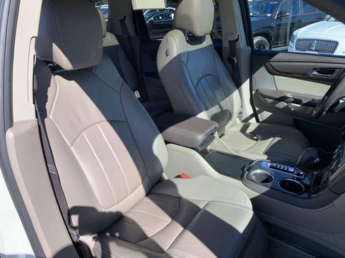 Used 2014 GMC Acadia Denali image 45