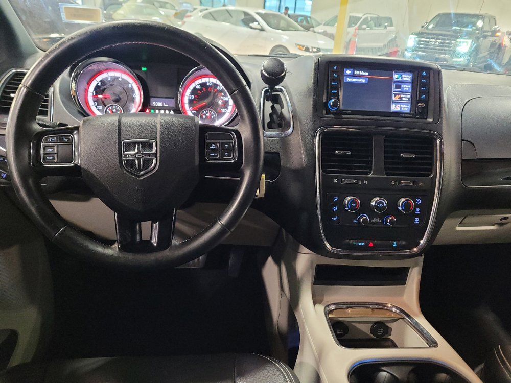 Used 2019 Dodge Grand Caravan SXT FWD image 22