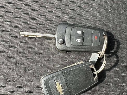 Used 2015 Chevrolet Equinox LS AWD/4WD image 35
