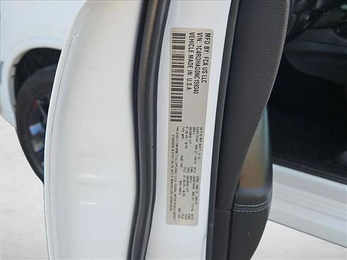 Used 2022 Dodge Durango SXT w/ Blacktop Package RWD image 25