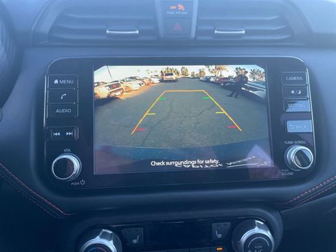 New 2025 Nissan Versa SR w/ Trunk Package image 20