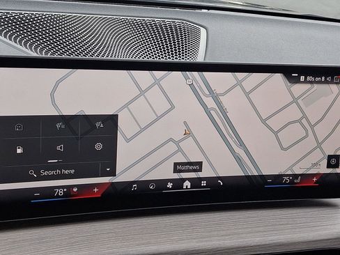 Used 2025 BMW 330i xDrive Sedan image 17