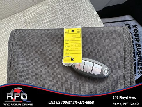 Used 2020 Nissan Rogue Sport SV image 32