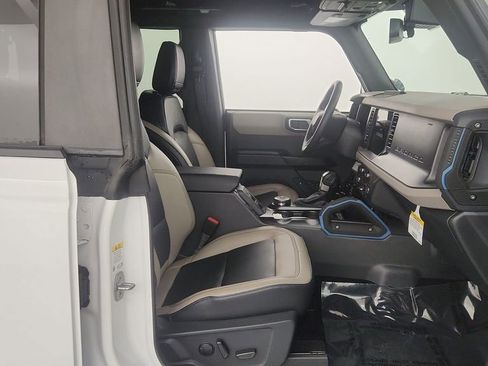 New 2024 Ford Bronco Wildtrak image 33