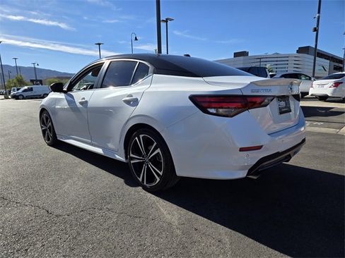 Used 2023 Nissan Sentra SR w/ SR Premium Package image 4