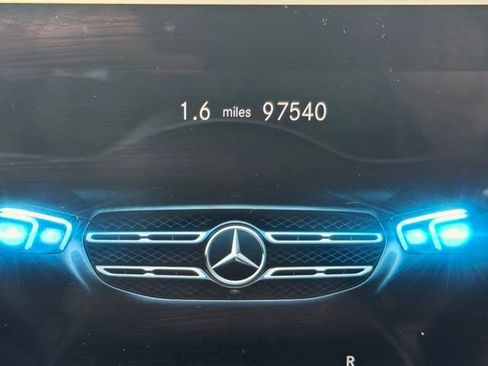 Used 2022 Mercedes-Benz GLS 450 4MATIC image 19