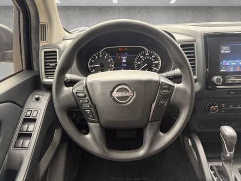Used 2023 Nissan Frontier SV w/ Tow Package RWD image 21