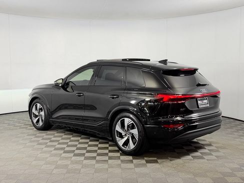 Used 2025 Audi Q6 e-tron Prestige w/ 20" Wheel Package AWD/4WD image 10