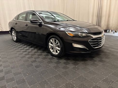 Used 2020 Chevrolet Malibu LT image 3