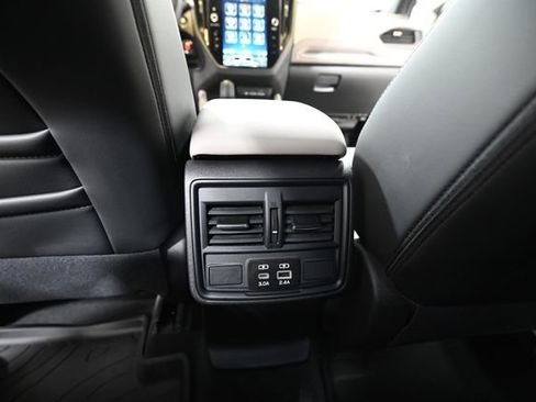 Certified 2026 Subaru Forester Premium AWD/4WD image 28