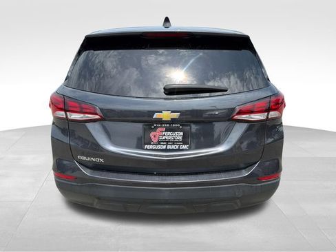 Used 2022 Chevrolet Equinox LS w/ LS Convenience Package FWD image 6