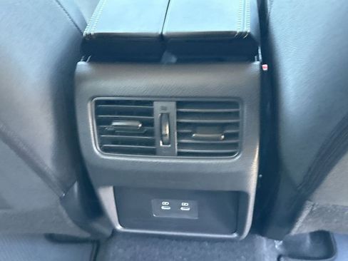 New 2026 Nissan Rogue SV AWD/4WD image 17