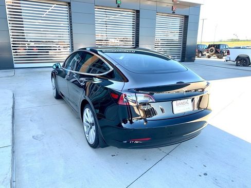 Used 2020 Tesla Model 3 Long Range image 9