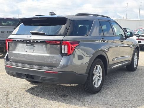 Used 2025 Ford Explorer Active RWD image 5