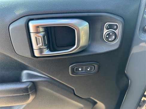 Used 2020 Jeep Wrangler Sport image 20