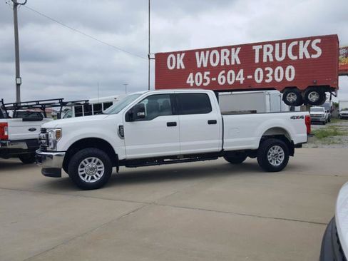 Used 2019 Ford F250 XLT AWD/4WD image 2