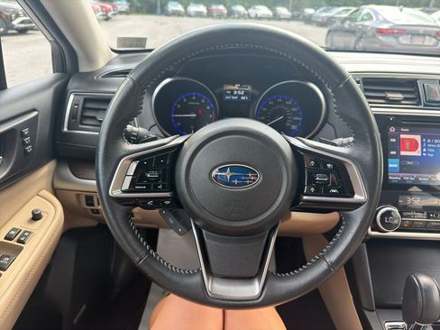 Used 2019 Subaru Outback 3.6R Limited w/ Popular Package #2 AWD/4WD image 13