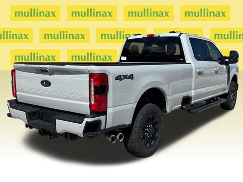 New 2026 Ford F250 XLT w/ XLT Premium Package AWD/4WD image 4