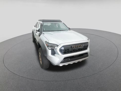 New 2025 Toyota Tacoma 4x4 Double Cab Hybrid image 14