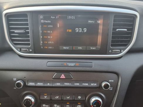 Used 2021 Kia Sportage LX FWD image 28