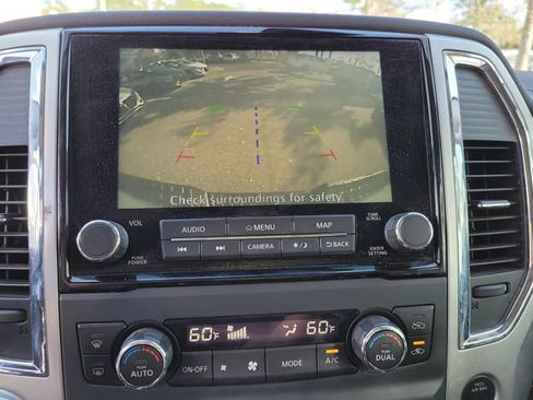 Used 2020 Nissan Titan SV w/ SV Convenience Package image 33